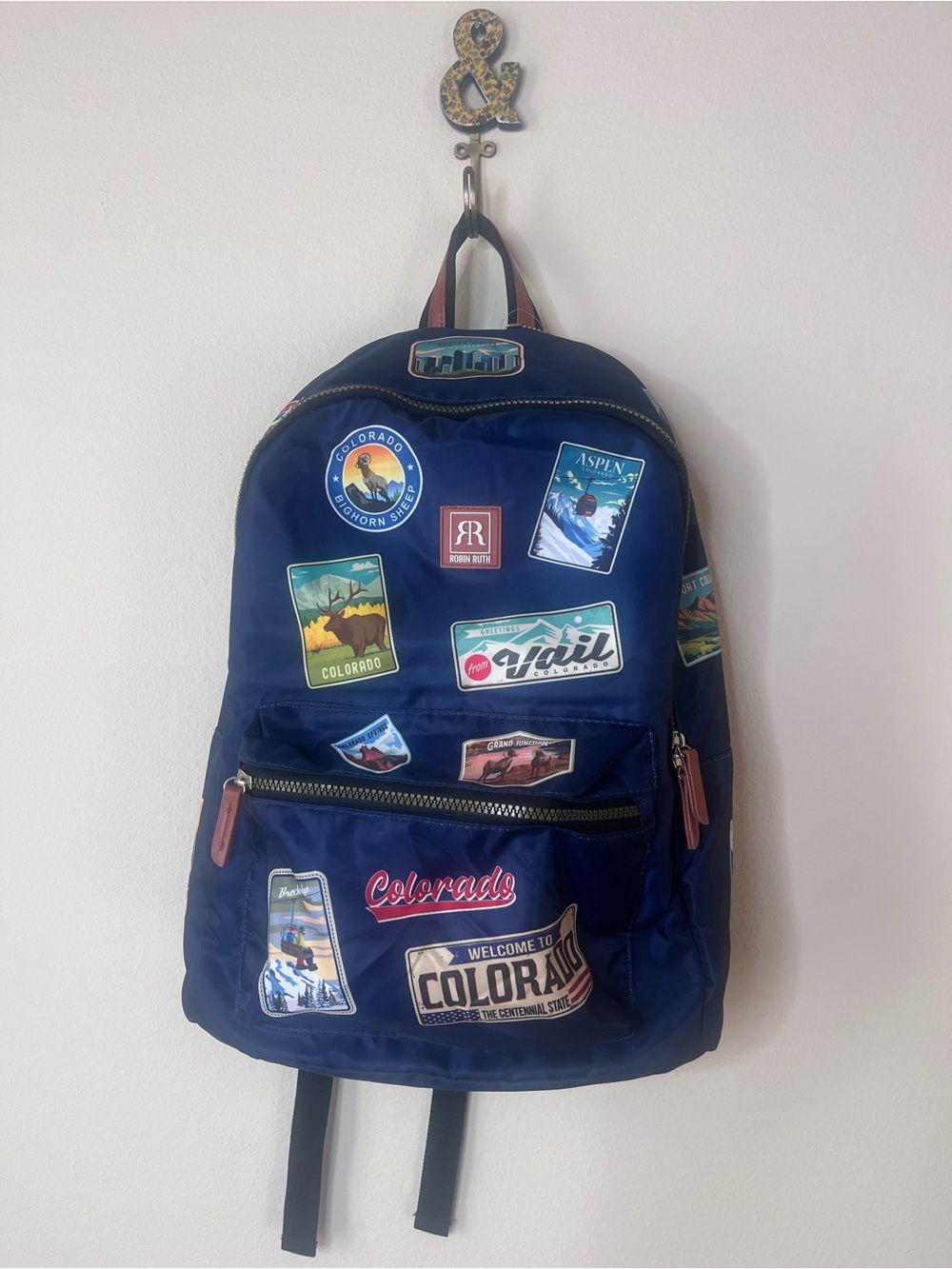 Robin Ruth Navy Blue Travel Patch Backpack - Picture 3 of 6
